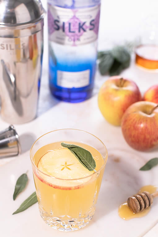 Silks Apple Bee Cocktail Recipe