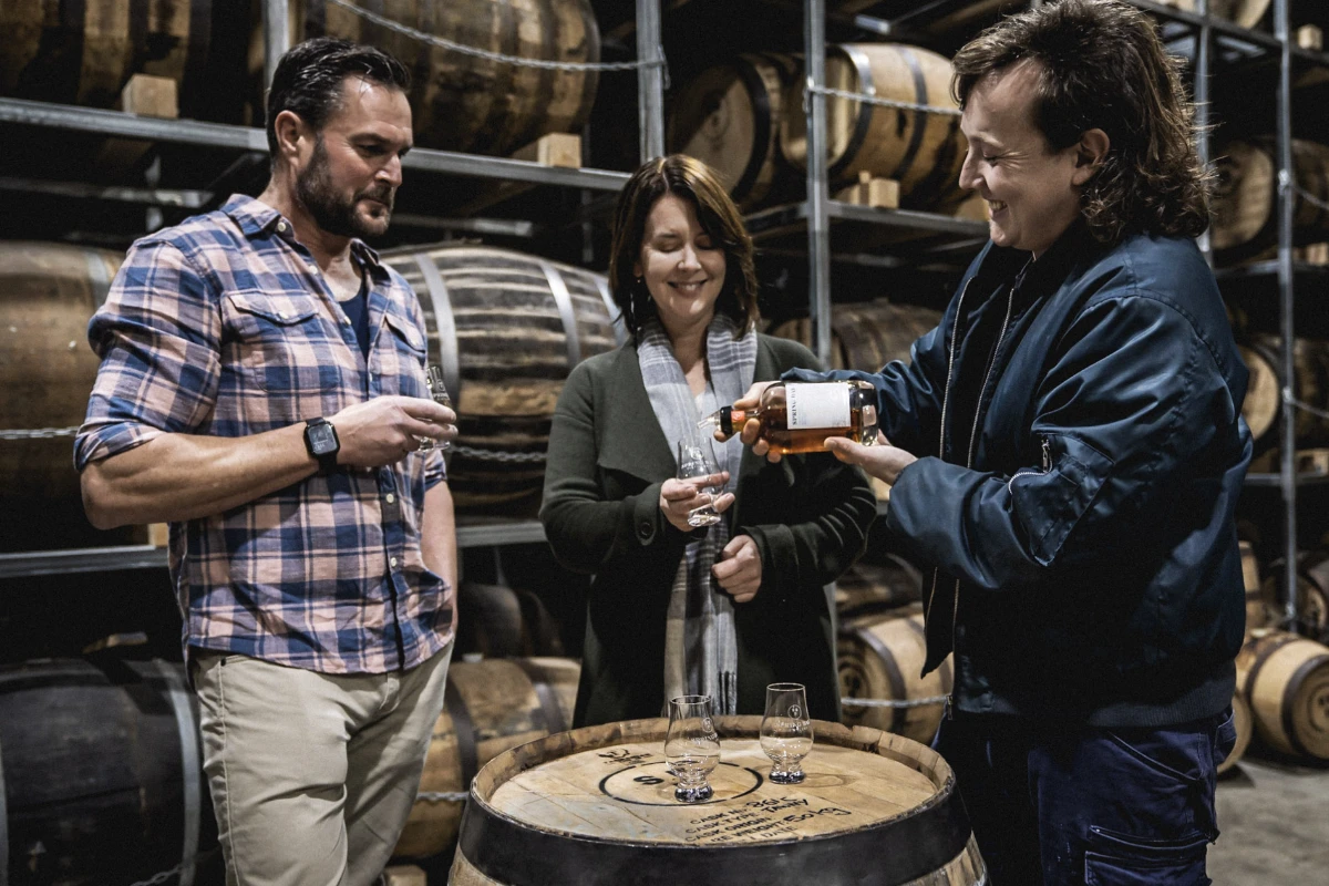 couple whiskey tasting