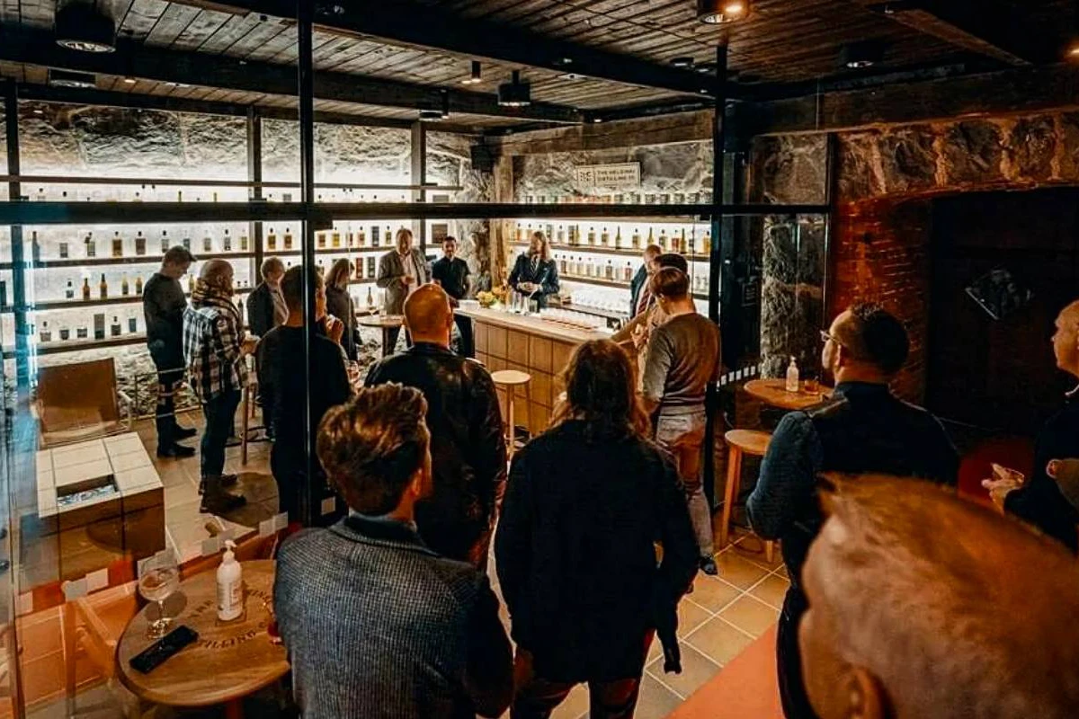 inside boann distillery bar