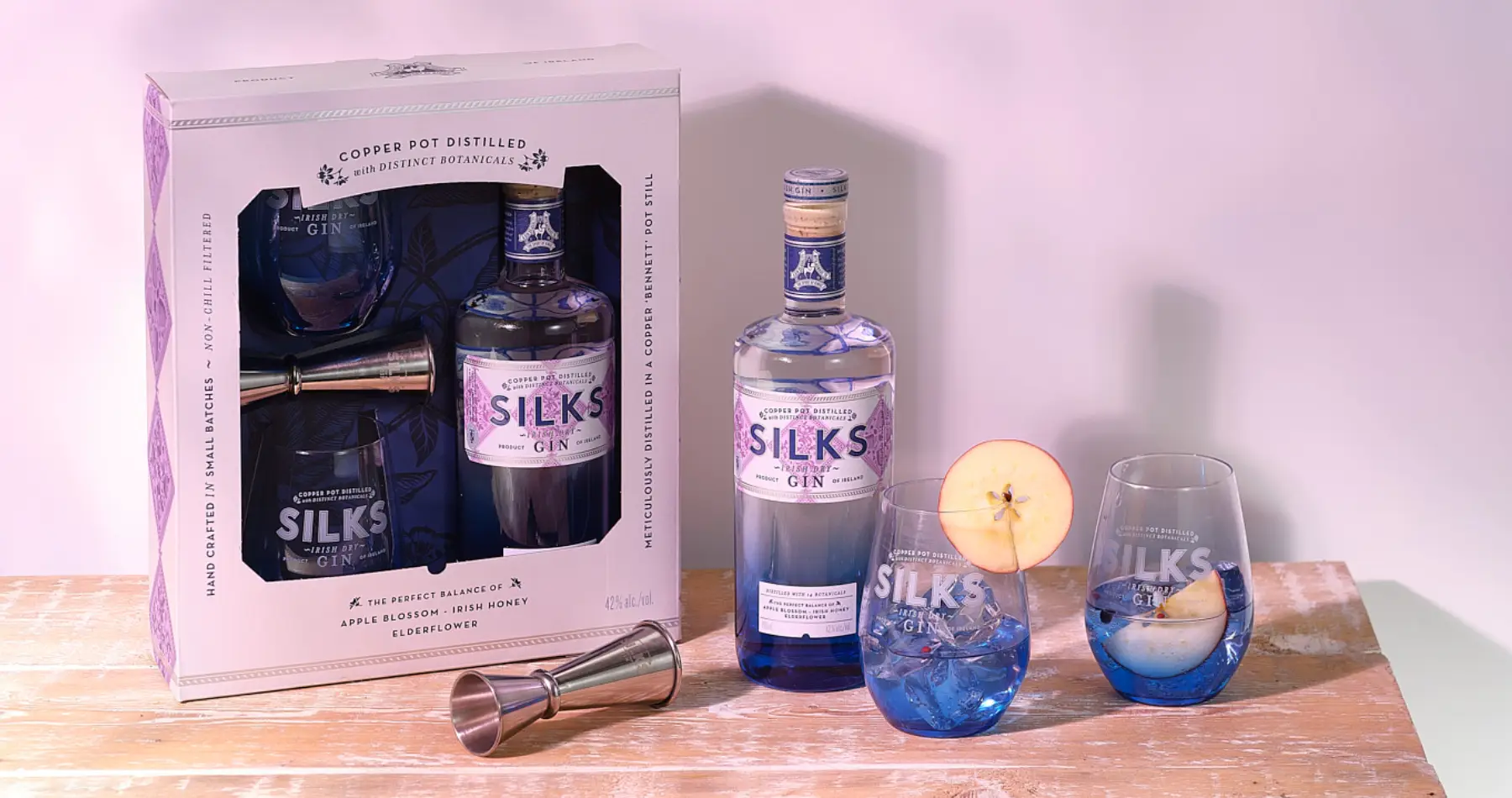silks gin gift set hero