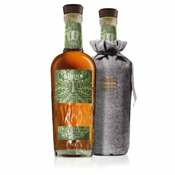 WinterSolstice2025OakKingbottleandbag 1800